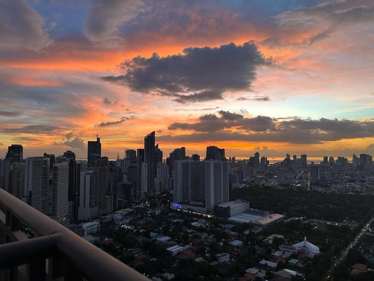 Homestyle Rare Find Corner Studio With 2 Balconies In The Gramercy Residences Manila Philippines