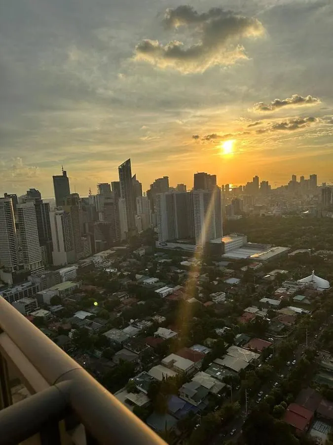 Homestyle Rare Find Corner Studio With 2 Balconies In The Gramercy Residences Manila