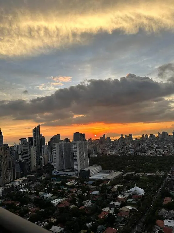 Homestyle Rare Find Corner Studio With 2 Balconies In The Gramercy Residences Manila