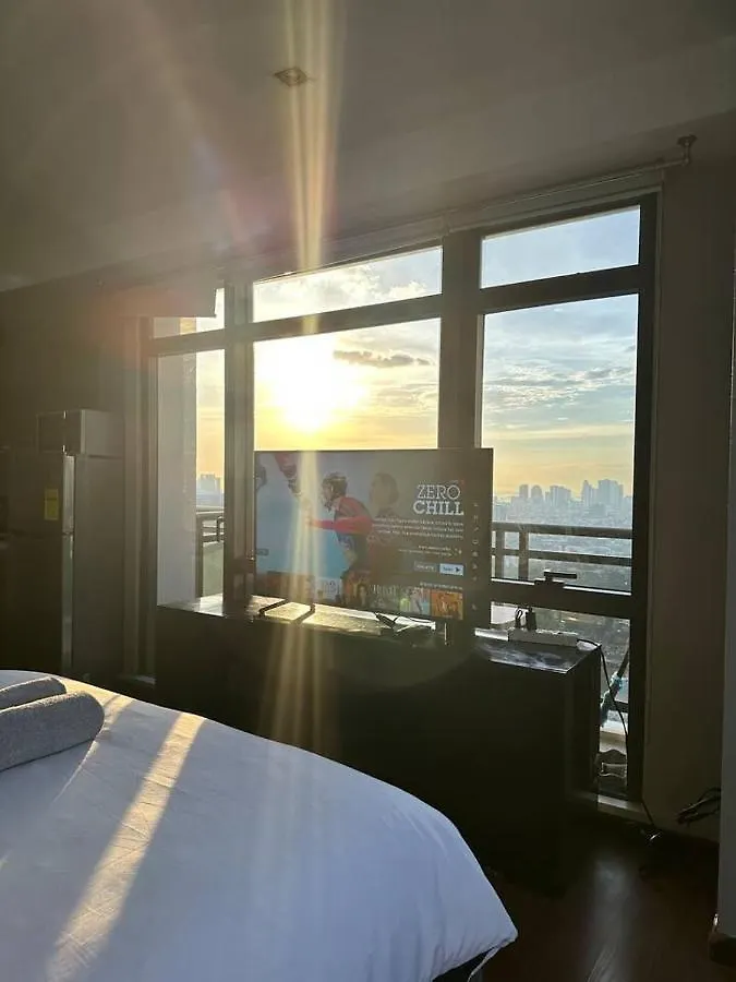 Homestyle Rare Find Corner Studio With 2 Balconies In The Gramercy Residences Manila 0*,